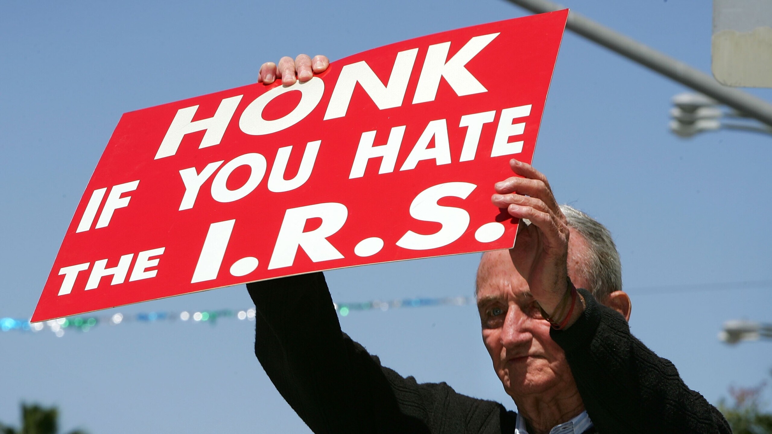 Smarter News Quiz: Virginia, Maine and the IRS