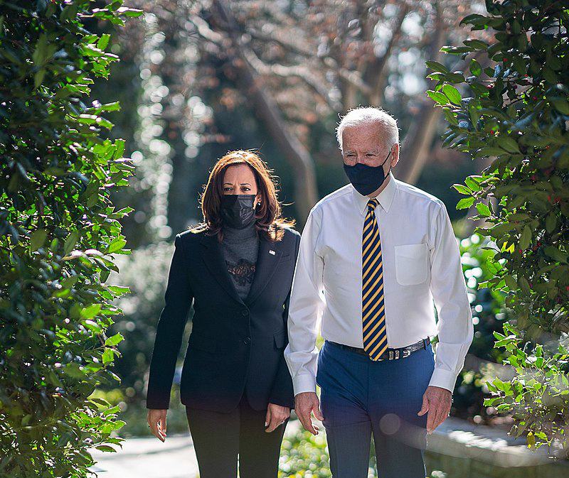 Vice President Kamala Harris and President Joe Biden meeting for lunch at the White House (Photo by: facebook.com/POTUS)