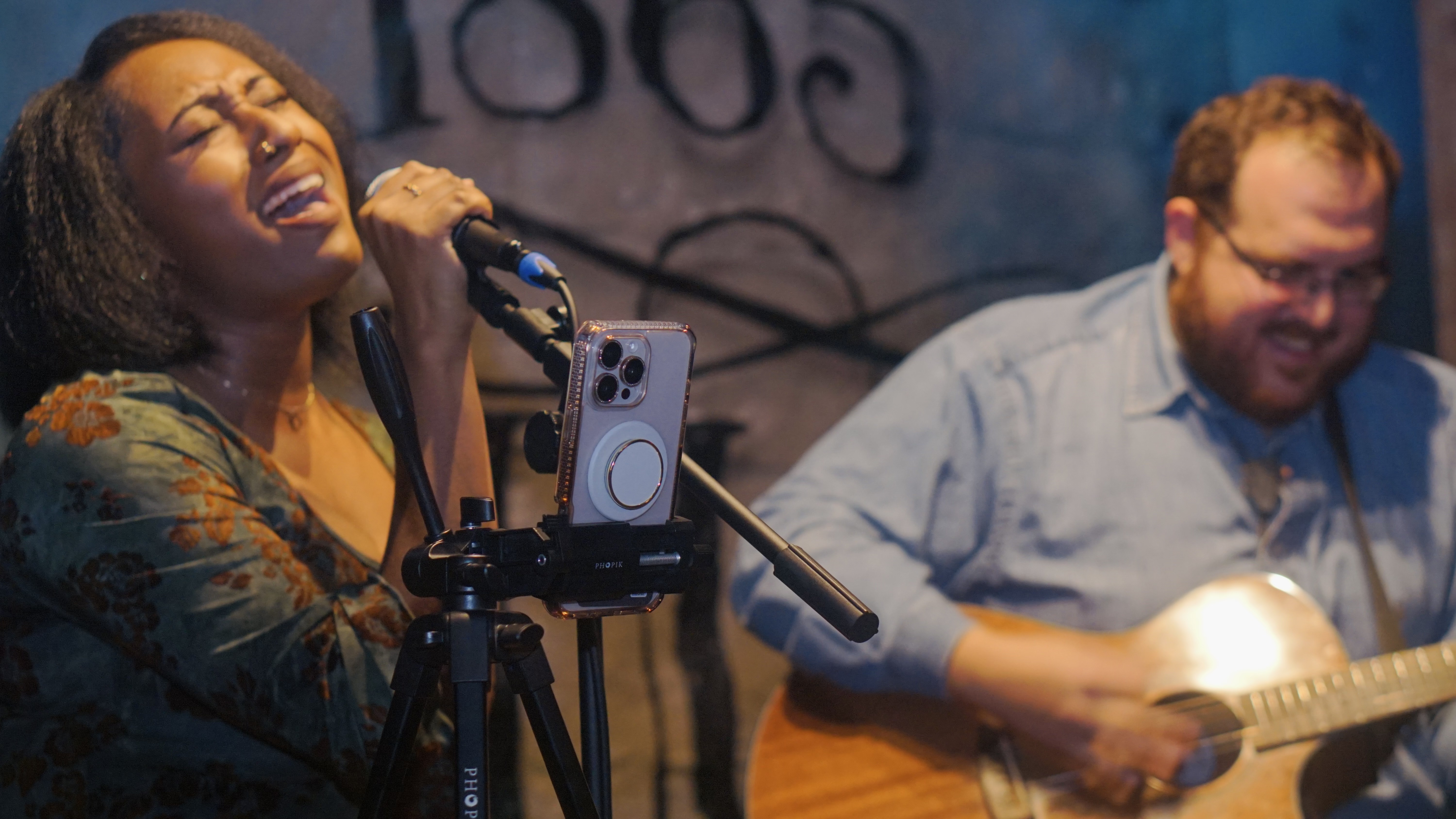 DALONA singing with guitarist Zakk Garner at 1865 Club during Guidance Sounds Vol. 1.
