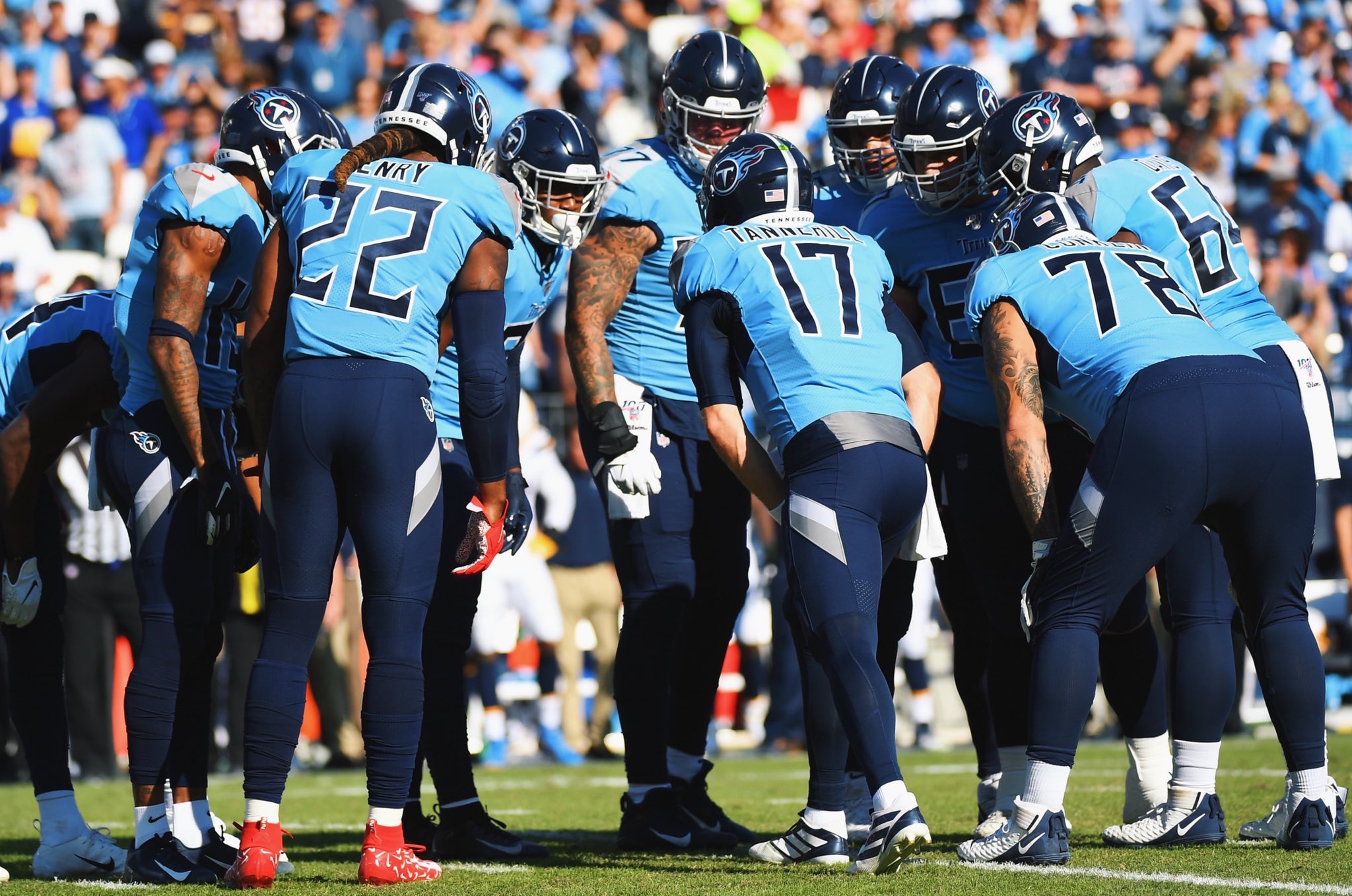 Tennessee Titans in Huddle (image courtesy of twitter.com)