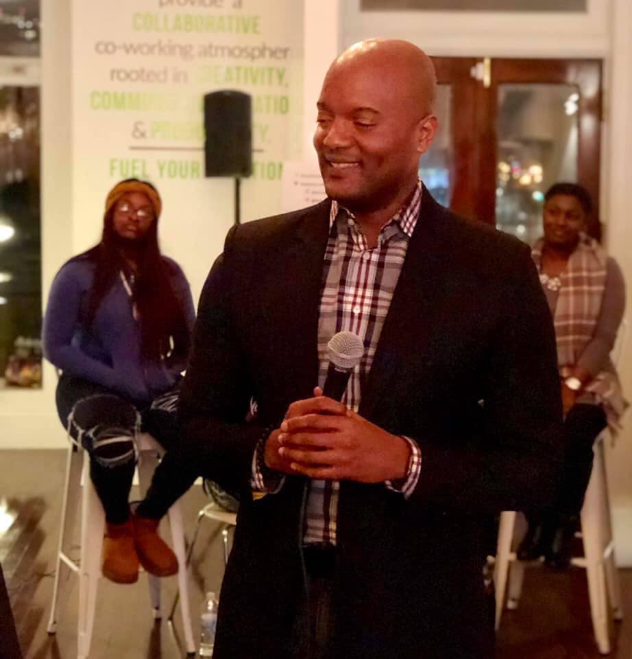 Markeith Braden moderated the conversation about dating in Nashville (Photo by: Jason Luntz)