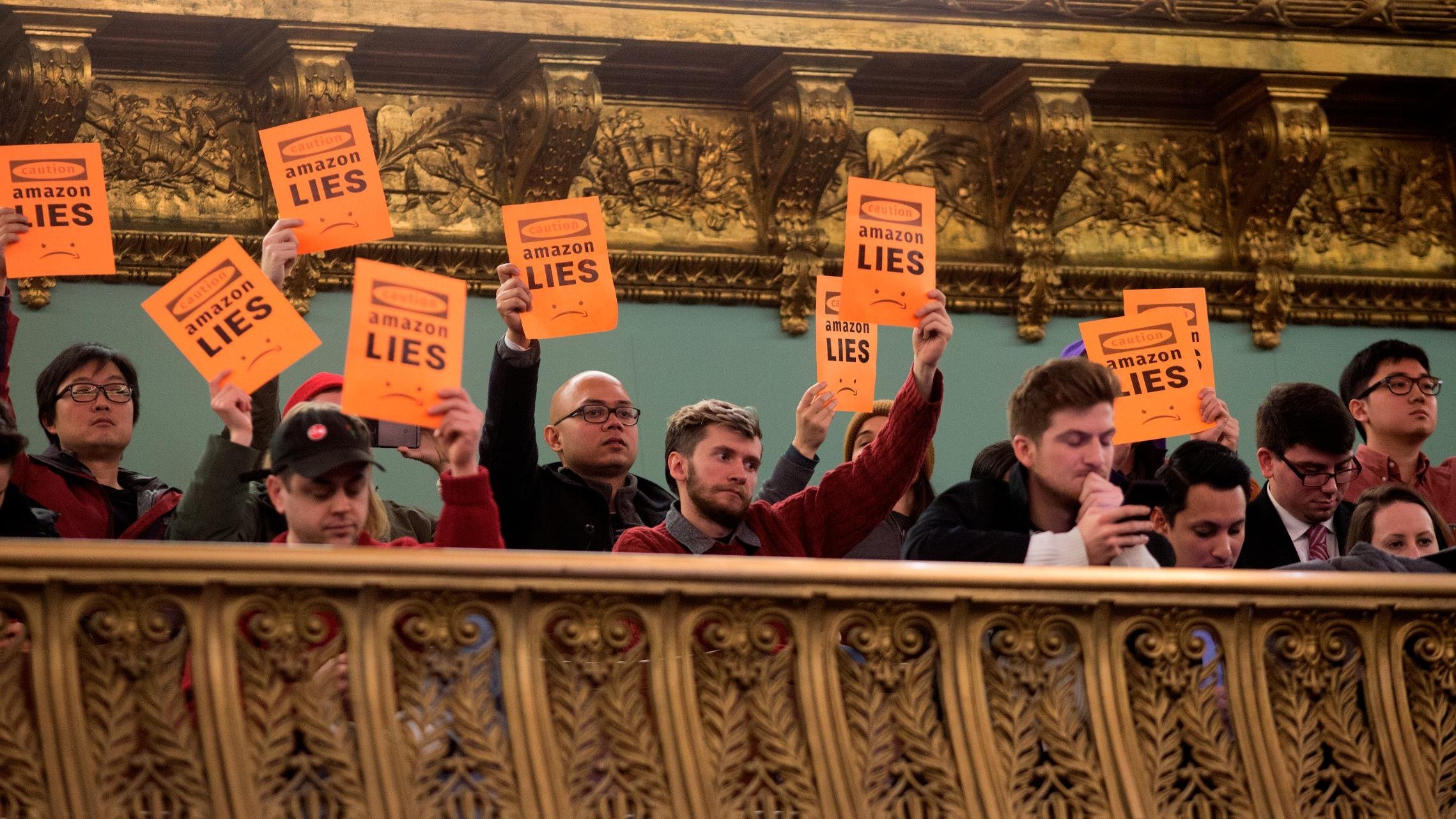 Amazon may not deliver a new headquarters to New York City after all.