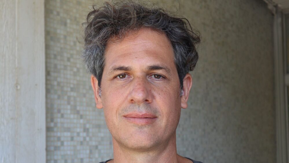 Findings by Eran Levin from Tel Aviv University’s School of Zoology and fellow researchers demonstrate that males prefer a lower temperature than females, and that this preference leads to a separation between the sexes at certain times during breeding cycles. (Courtesy of Tel Aviv University)