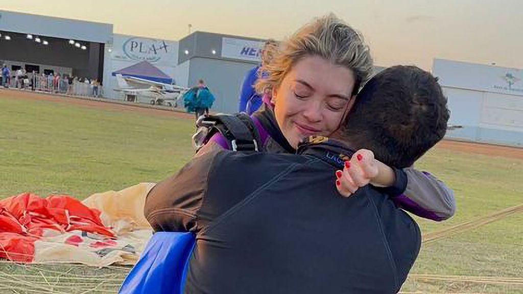 Brazilian skydiver Raquel Zendron with her husband Jefferson Lages after a successful jump as a quadriplegic. (Raquel Zendron/Zenger).