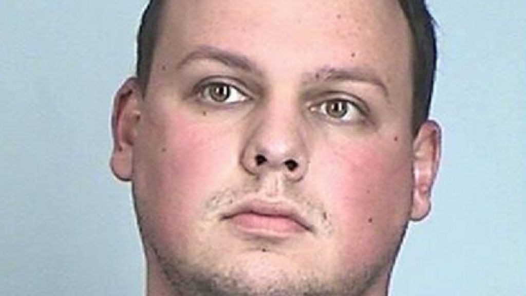 Mitchell James Ottinger, a former substitute teacher, pleaded guilty to child pornography and extortion charges for activities spanning years. (Sherburne County Jail/Zenger)